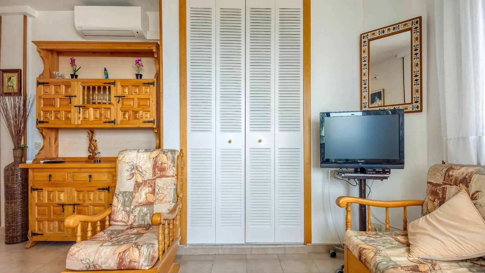 Beautiful Apartment With View Roses Hiszpania
