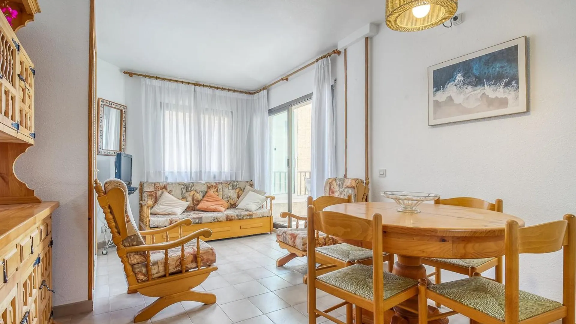 Beautiful Apartment With View Roses